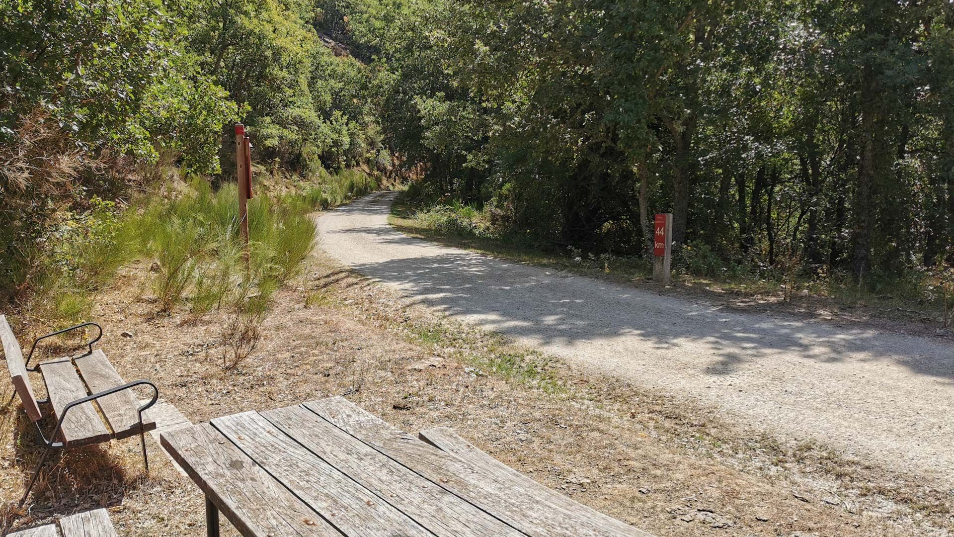 área_de_descanso_tramo_6_Via_verde_sierra_de_la_demanda