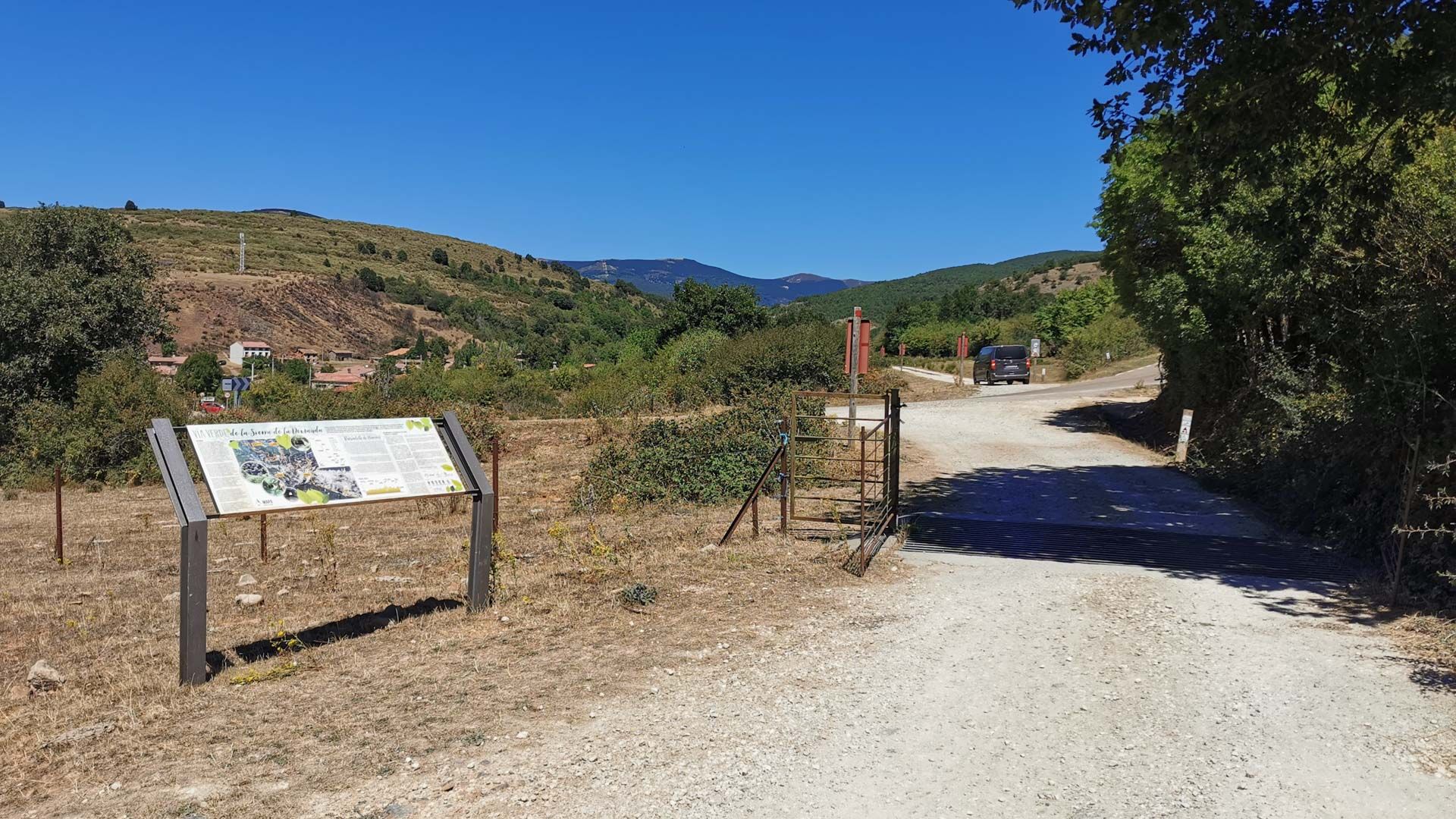 Explanada_tramo_Via_verde_sierra_de_la_demanda