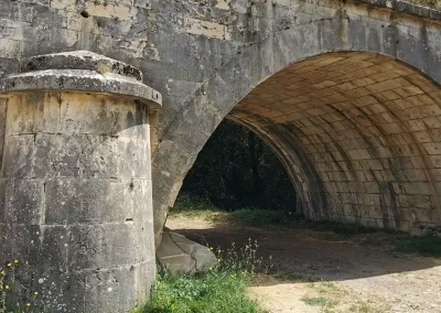 Puente_de_piedra_del_ferrocarril_Arlanzón